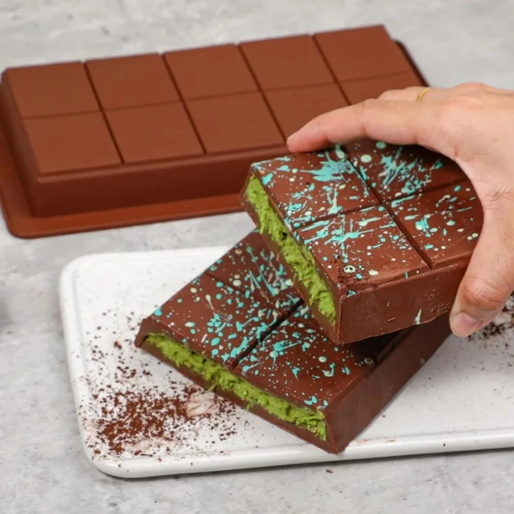 Protein Bar - シリコン製チョコレート型。長方形で、型から取り出しやすく、耐久性に優れています。プロテインバー、エナジーバー、ワックスメルト、手作りギフト、キッチン用品として最適です。